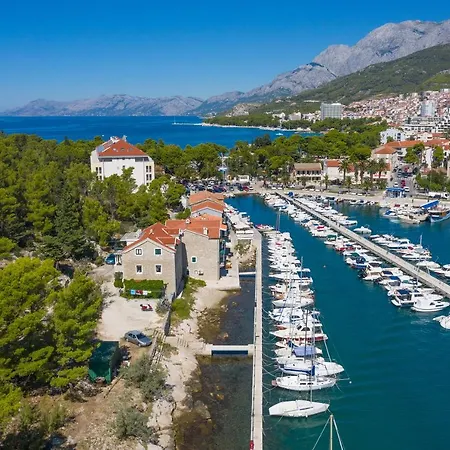 Alen Daire Makarska
